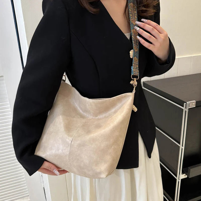 Women's New Fashion Creative Design Bags Korean Solid Color Shoulder Crossbody.