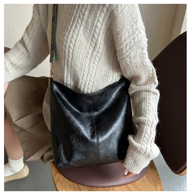 Women's New Fashion Creative Design Bags Korean Solid Color Shoulder Crossbody.